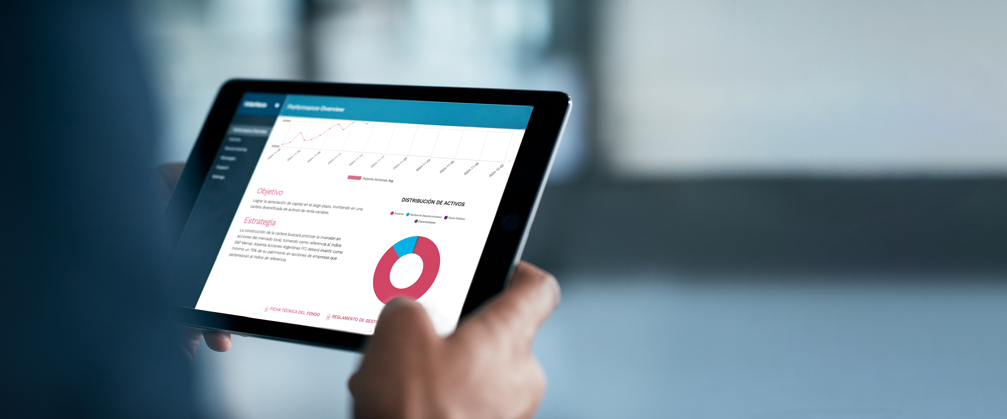 Tablet con dashboard financiero